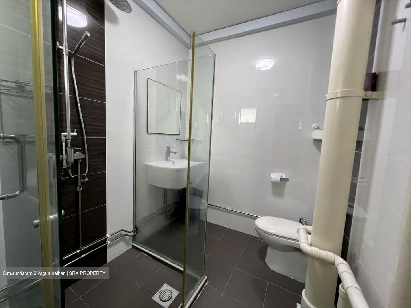 Blk 548 Jurong West Street 42 (Jurong West), HDB Executive #632437301